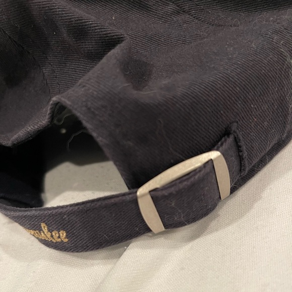 Women’s dark blue Milwaukee Brewers hat with gold sequin logo. - Picture 3 of 4